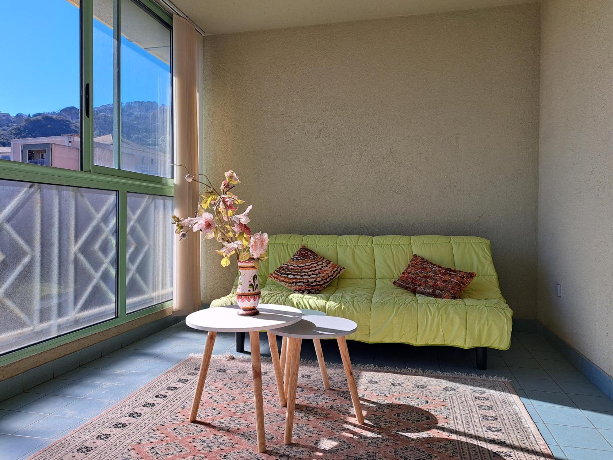 Grand T2 Proche Centre Ville, Vue Et Montagne Bastia (Corsica)